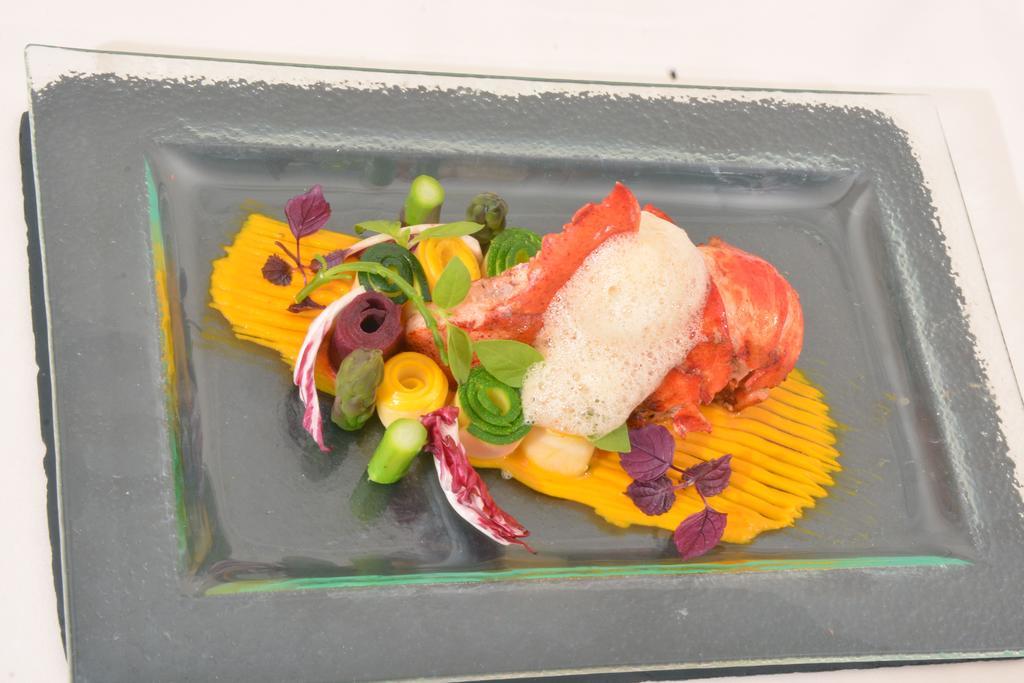 K108 Hotel Doha Eksteriør bilde