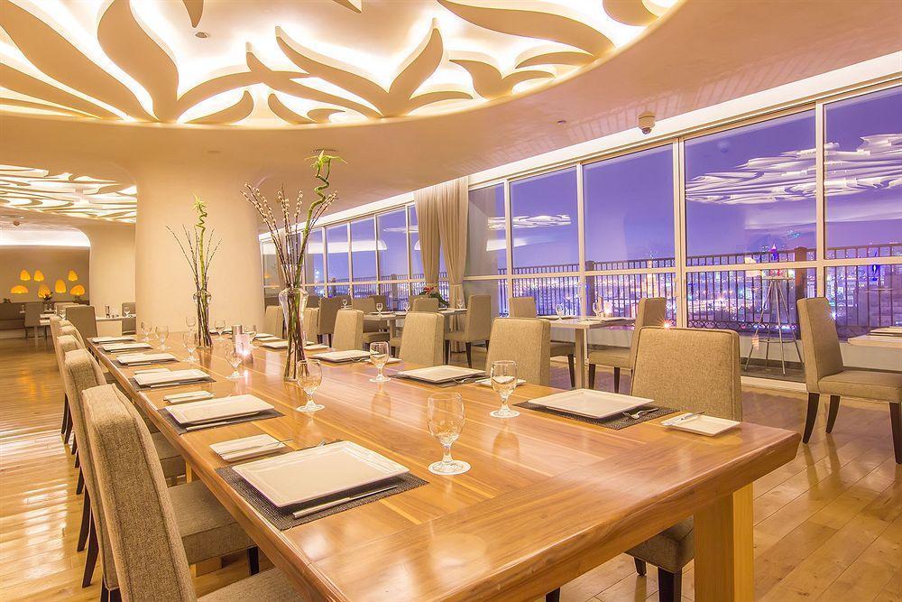 K108 Hotel Doha Eksteriør bilde
