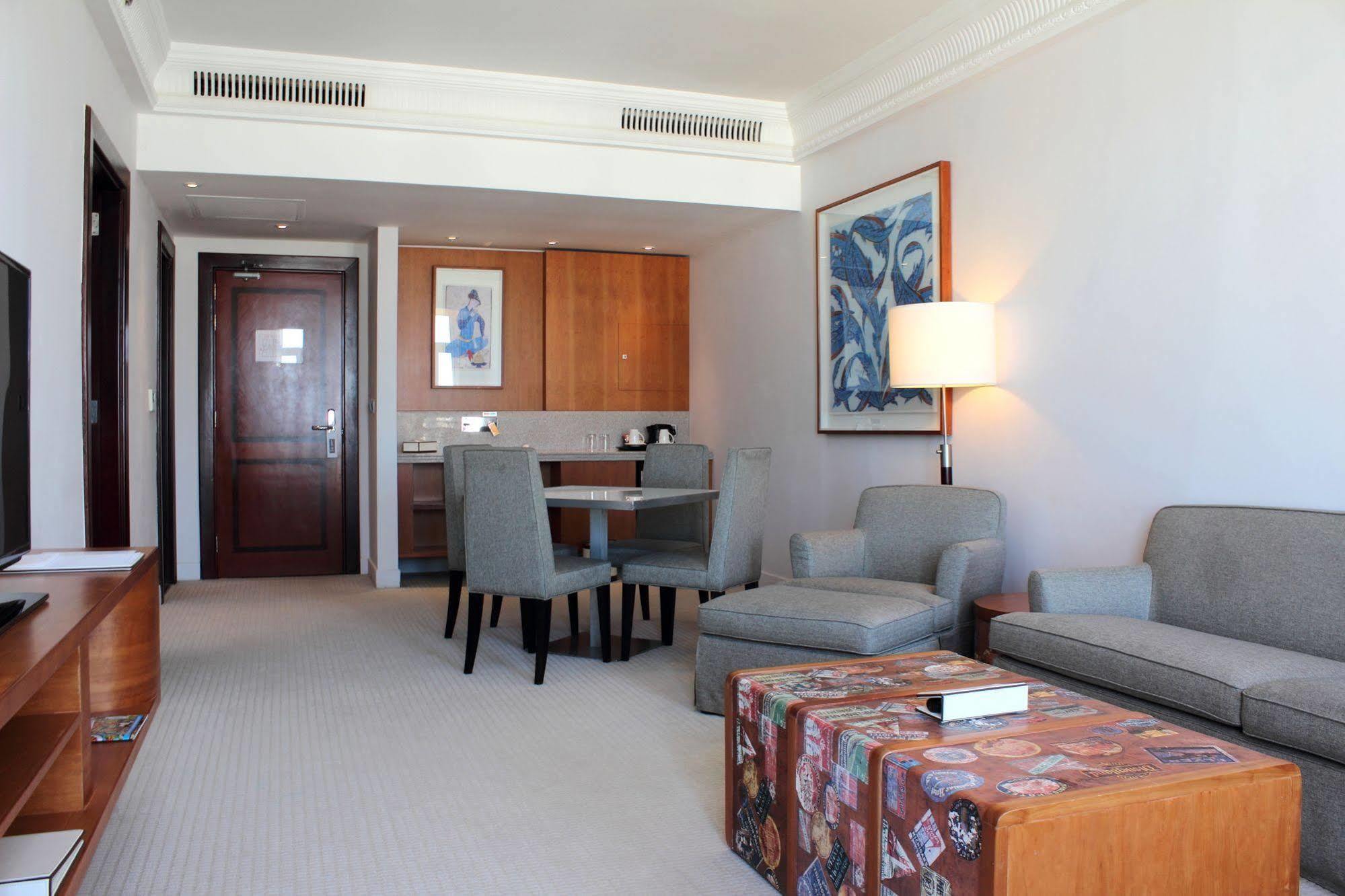 K108 Hotel Doha Eksteriør bilde